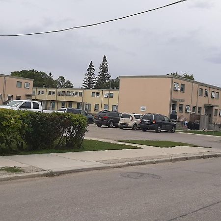 Elmwood House Hotel Winnipeg Exterior foto